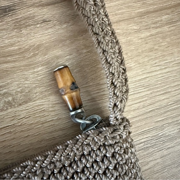 The Sak Crochet Crossbody Bag Taupe Woven Small Purse Bamboo Toggle Boho Y2K 8x7 - Picture 5 of 8